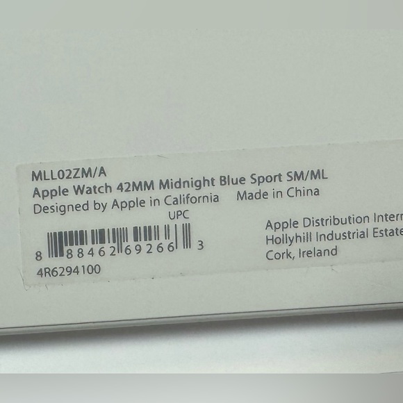 EUC Apple Watch OEM Sport Silicone Watch Band Midnight Blue 42MM - Picture 4 of 14